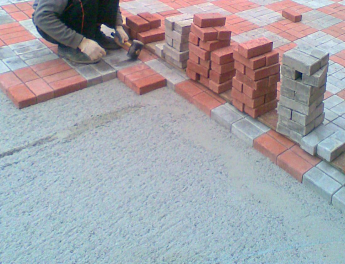 Клей для тротуарной плитки на бетонное основание